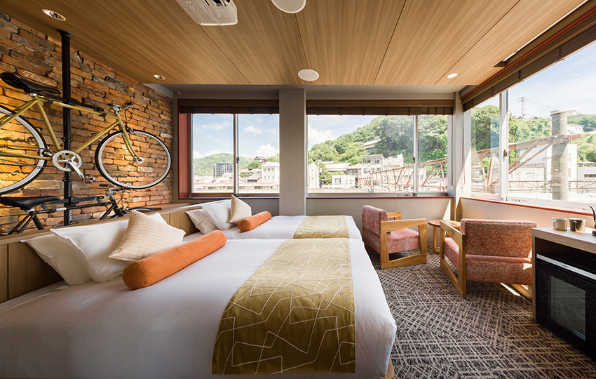 コーナーサイクルツイン